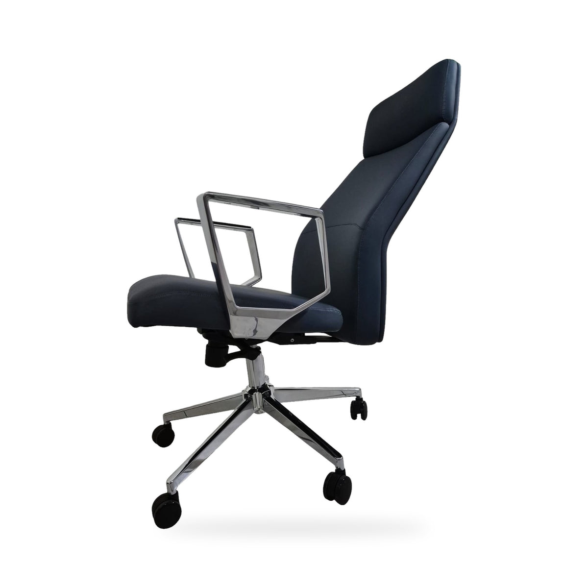 SILLA EJECUTIVA EN CUERO TX-02